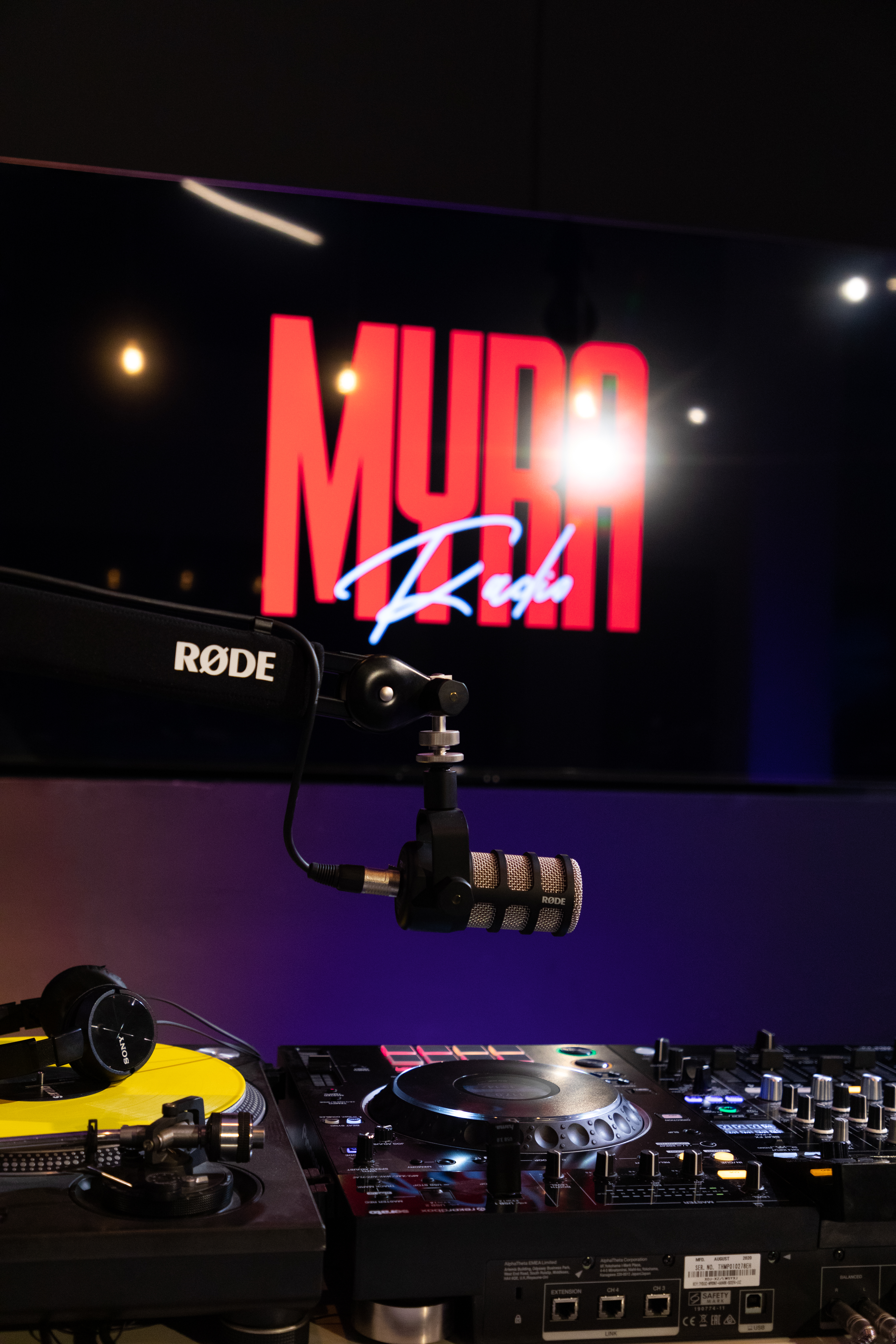 K55A3077.JPG (16.12 MB)